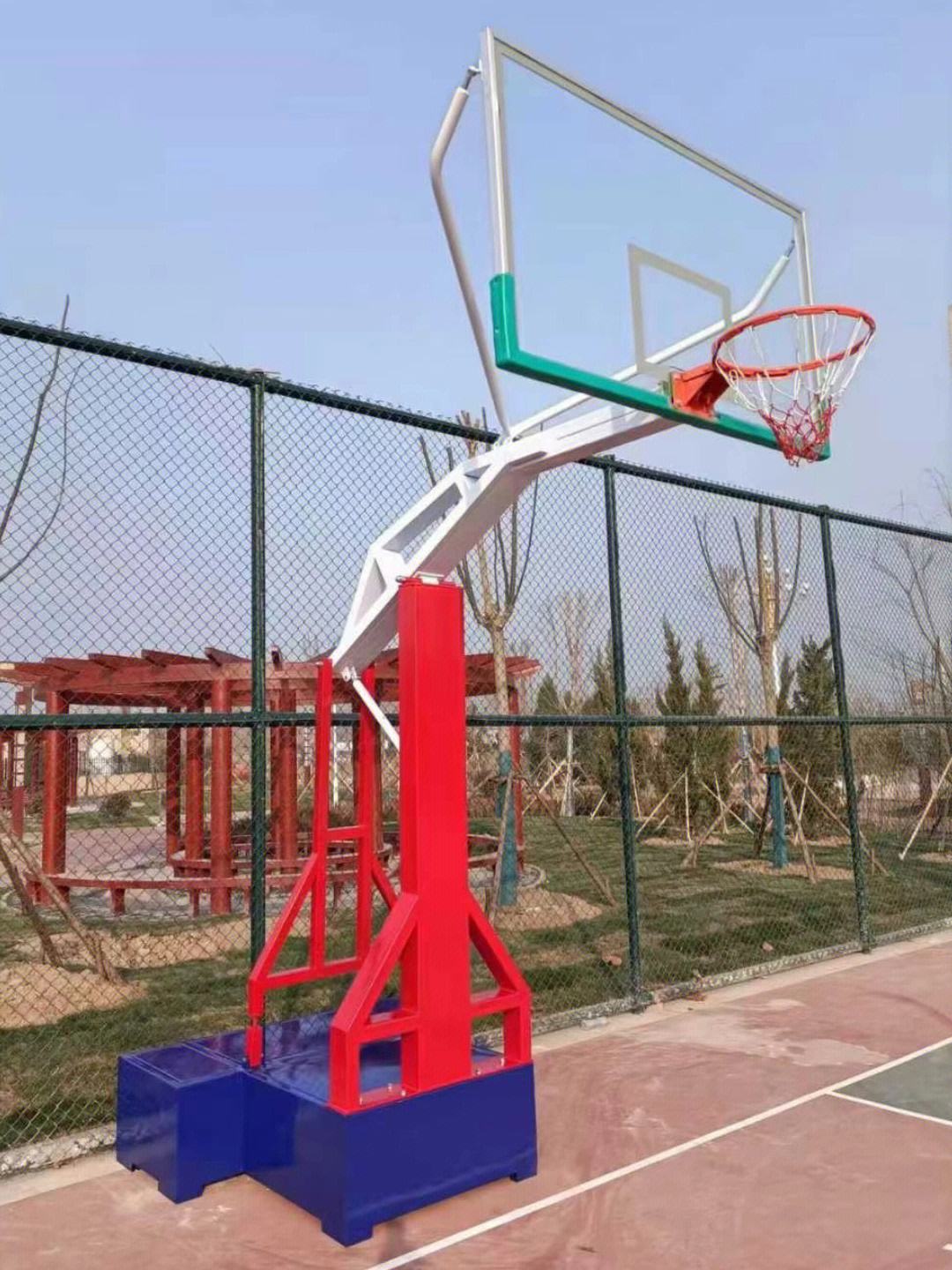 篮球架(篮球架多高)